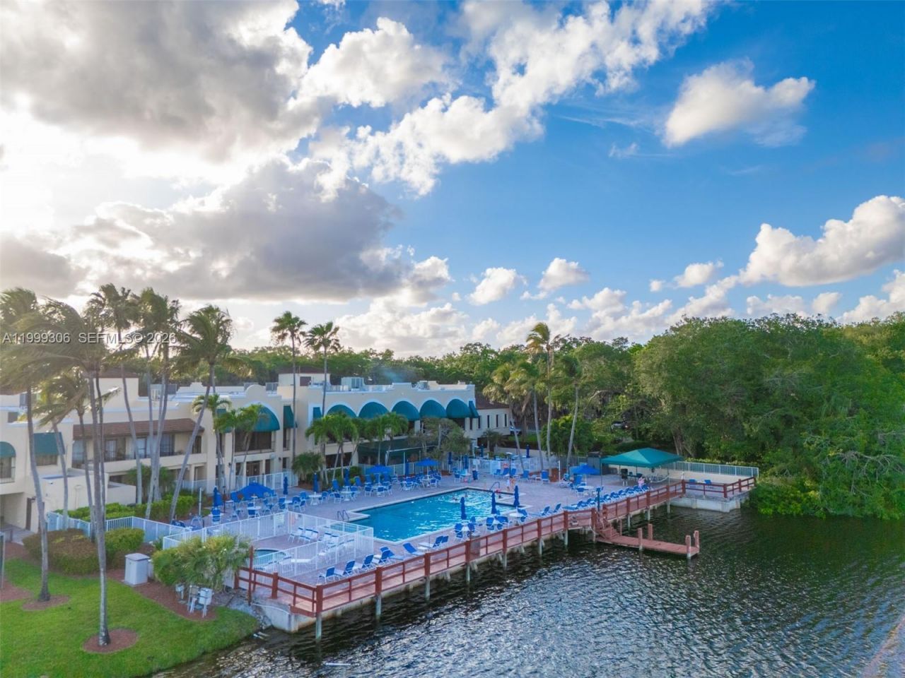 9311 Orange Grove Dr, Unit 211, Davie, FL 33324 Photo