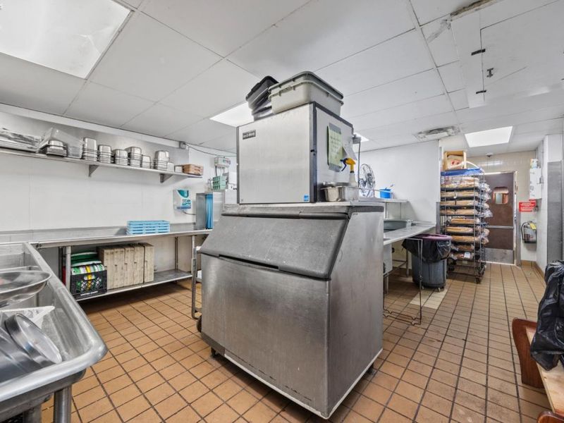 4415 Liberty Avenue, Vermilion, OH 44089 Photo 29