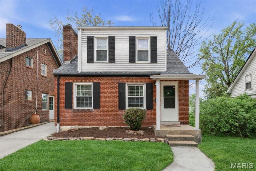 6136 Victoria Avenue , Saint Louis, MO 63139 Main Photo