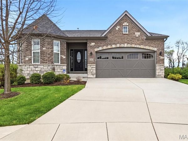 413 Carini Court, St Charles, MO 63376