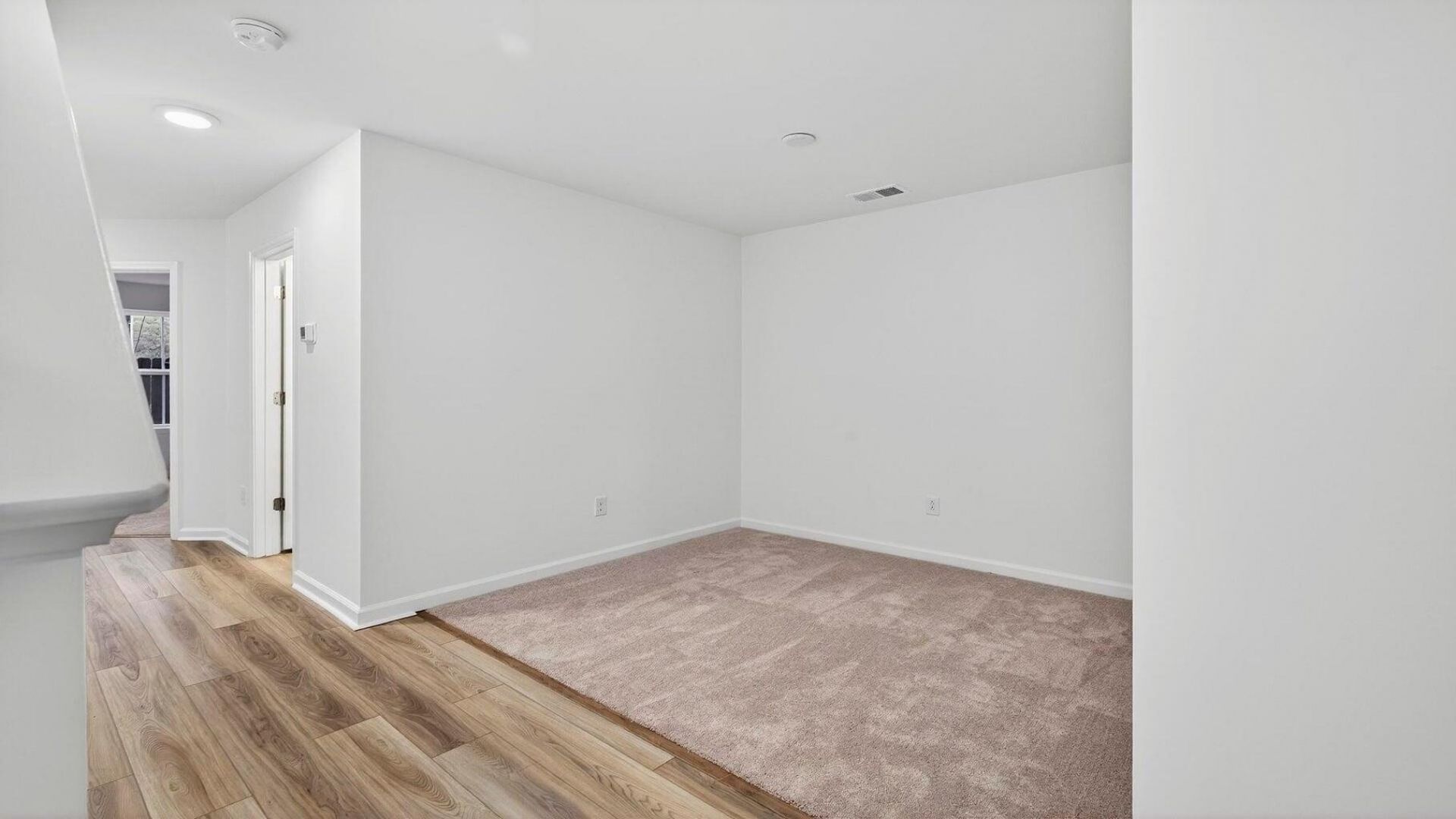 4633 Forest Hills Drive Photo 4