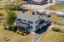 311 Camelia Street  photo 4