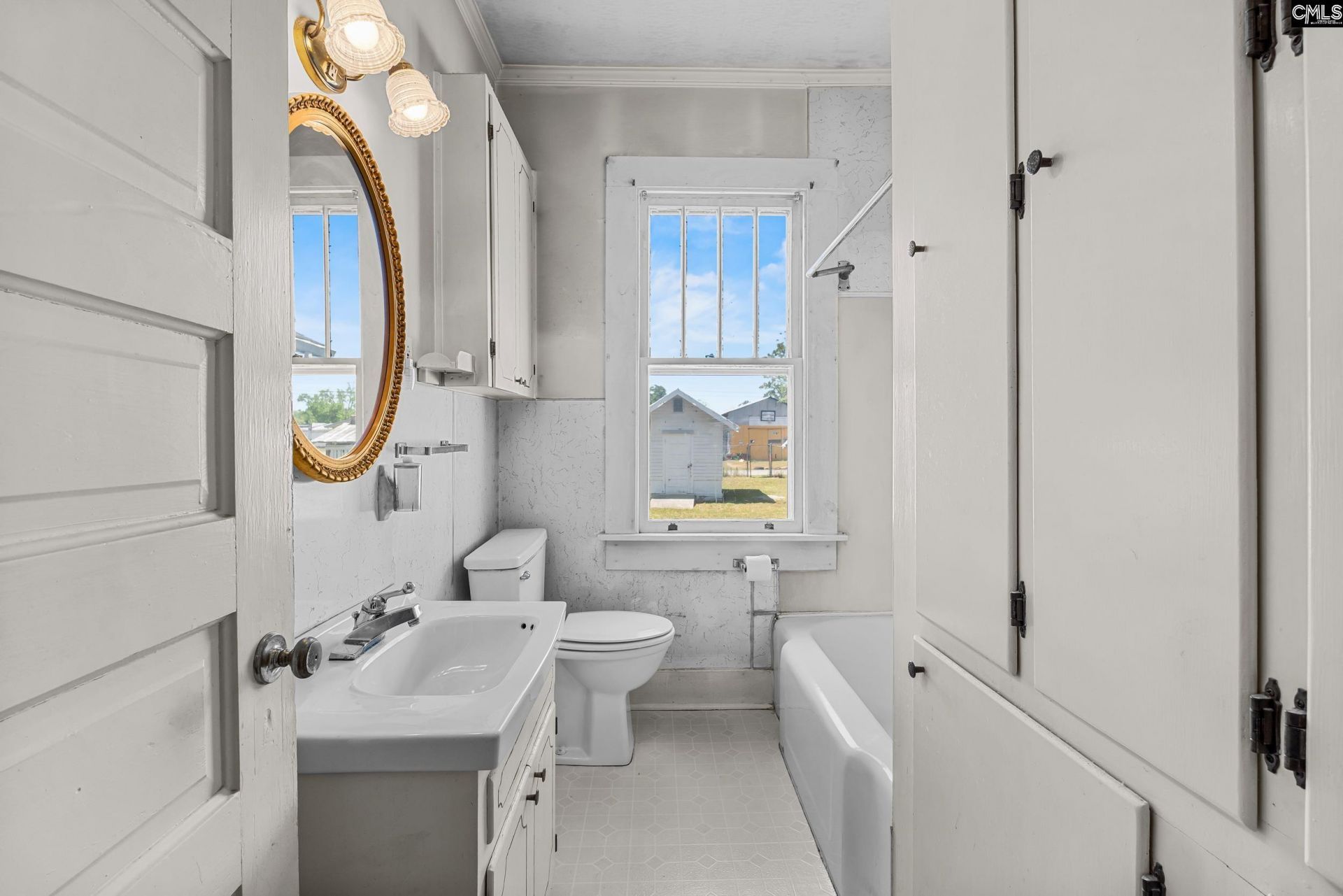 311 Camelia Street  Photo 24