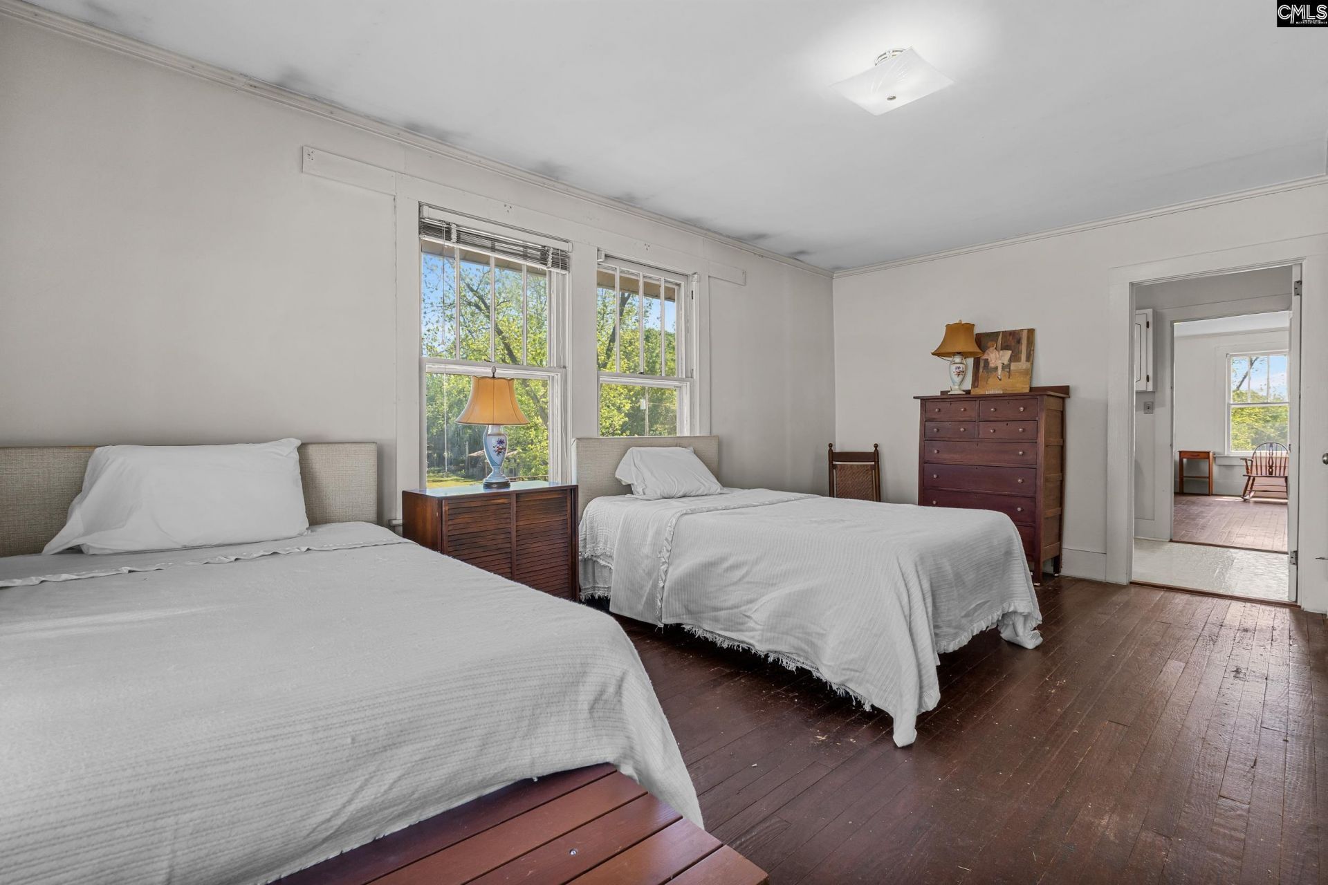 311 Camelia Street  Photo 30