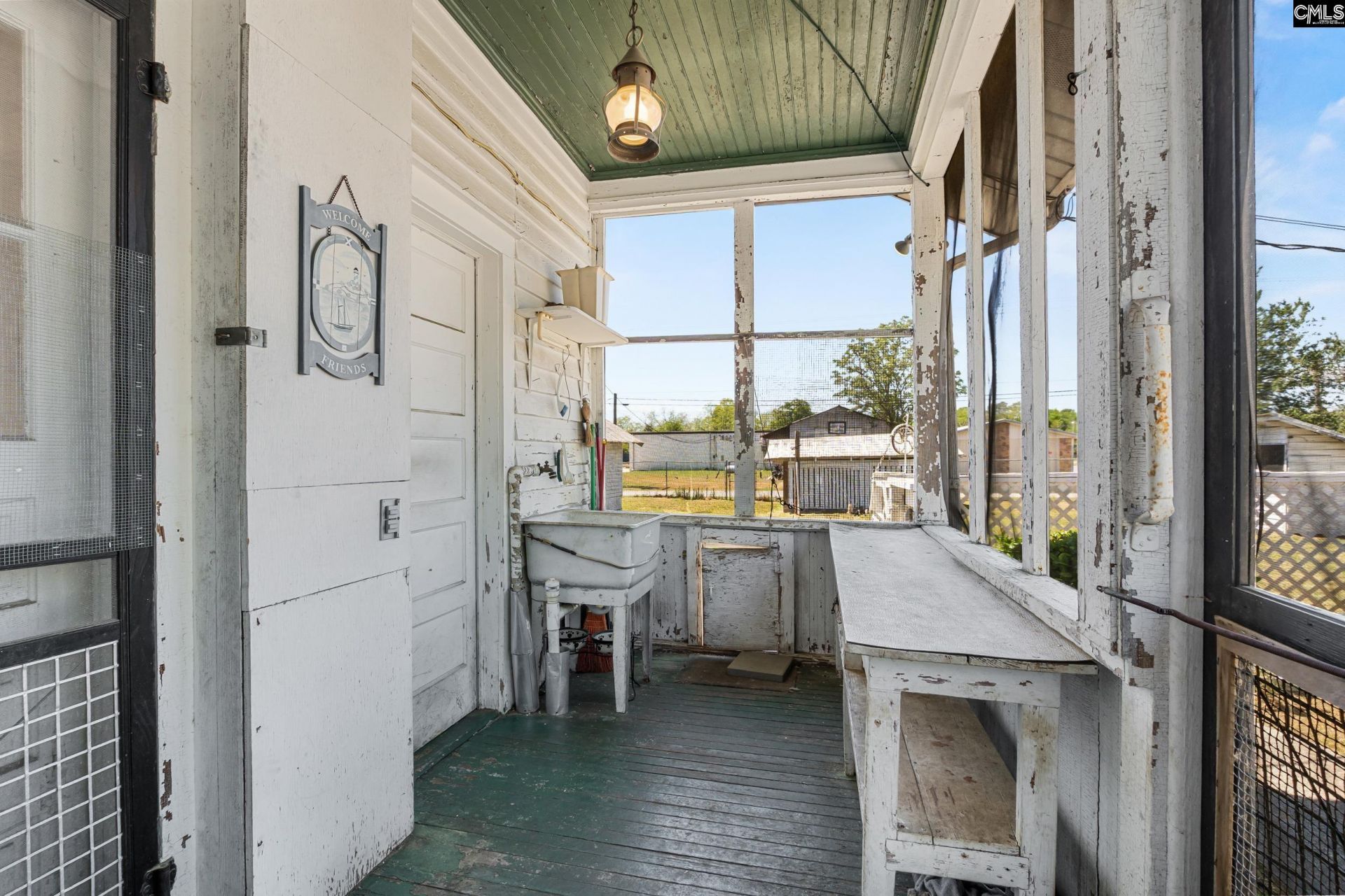 311 Camelia Street  Photo 38