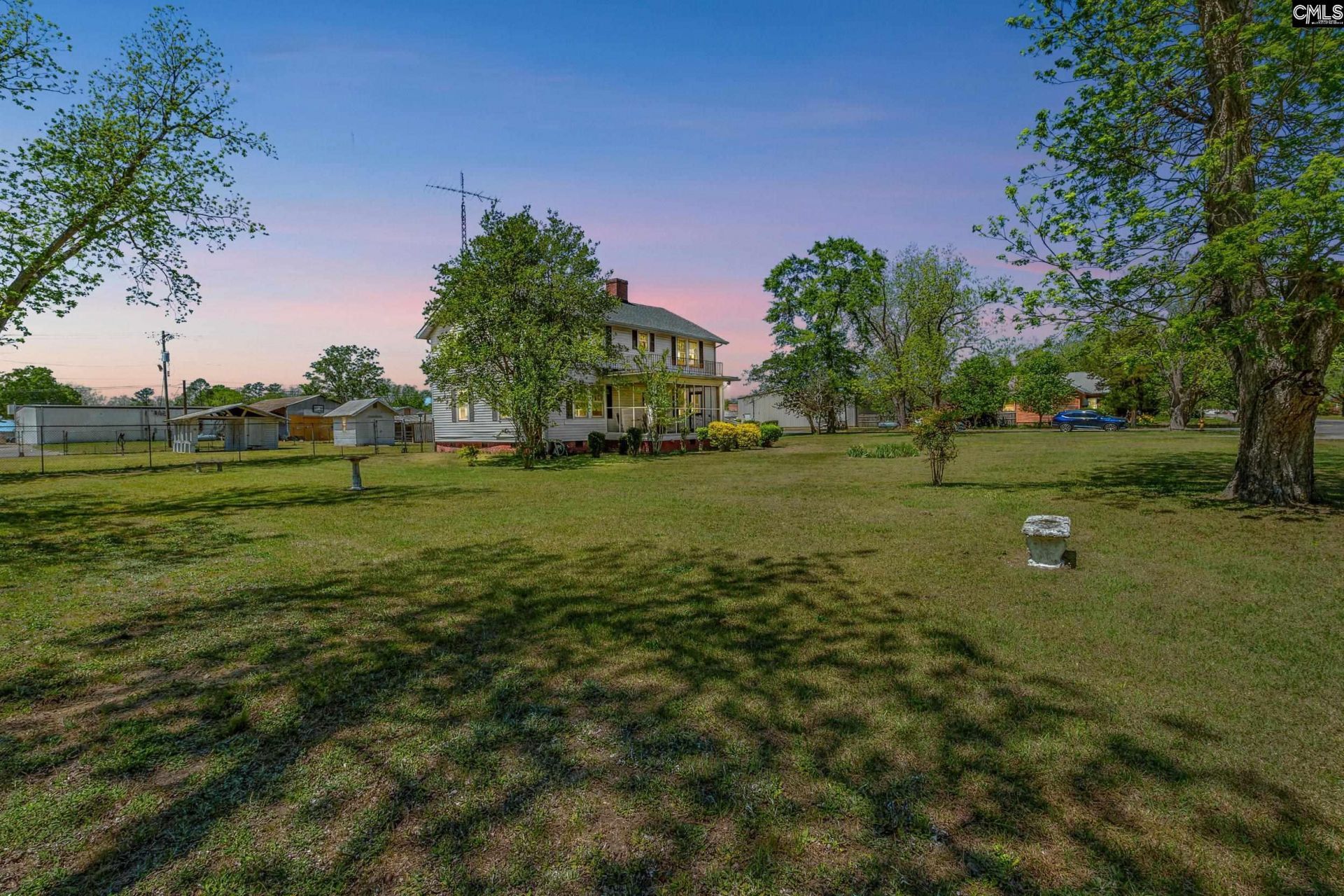 311 Camelia Street  Photo 6