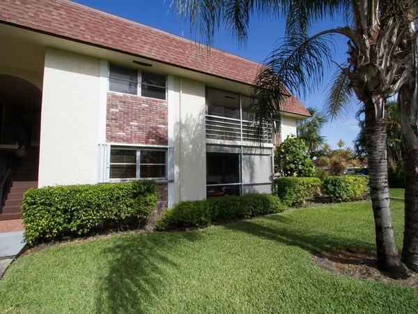 22765 SW 66th Avenue, Unit 101, Boca Raton, FL 33428