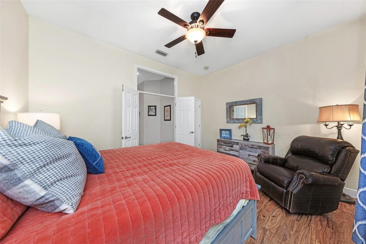 10422 Greendale Drive, Tampa, FL 33626 Photo