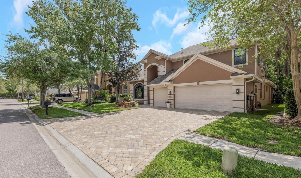 10422 Greendale Drive, Tampa, FL 33626 Photo