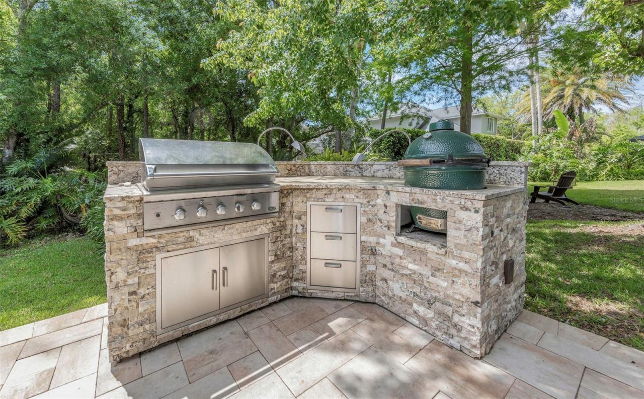 10422 Greendale Drive, Tampa, FL 33626 Photo