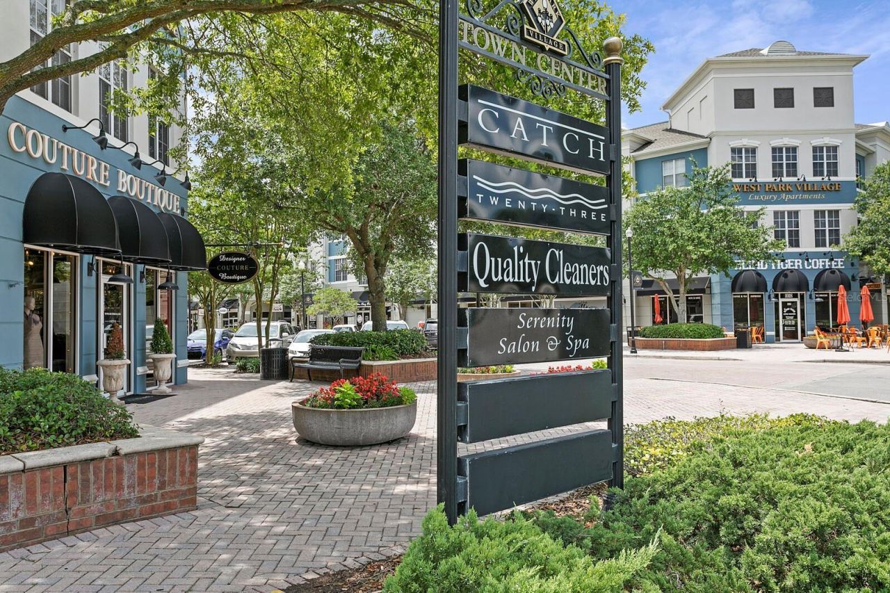 10422 Greendale Drive, Tampa, FL 33626 Photo