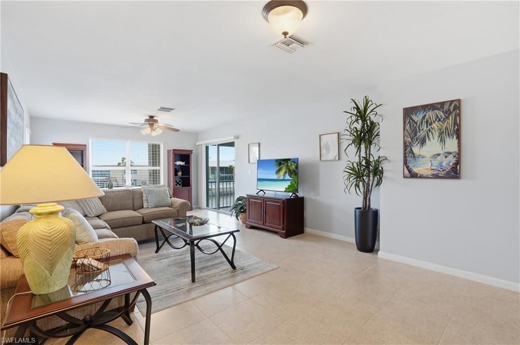912 SE 46th St, Unit 201, Cape Coral, FL 33904 Photo