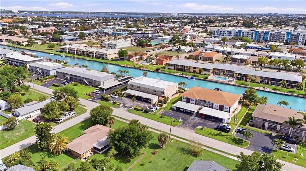 912 SE 46th St , Unit 201, Cape Coral, FL 33904 Photo