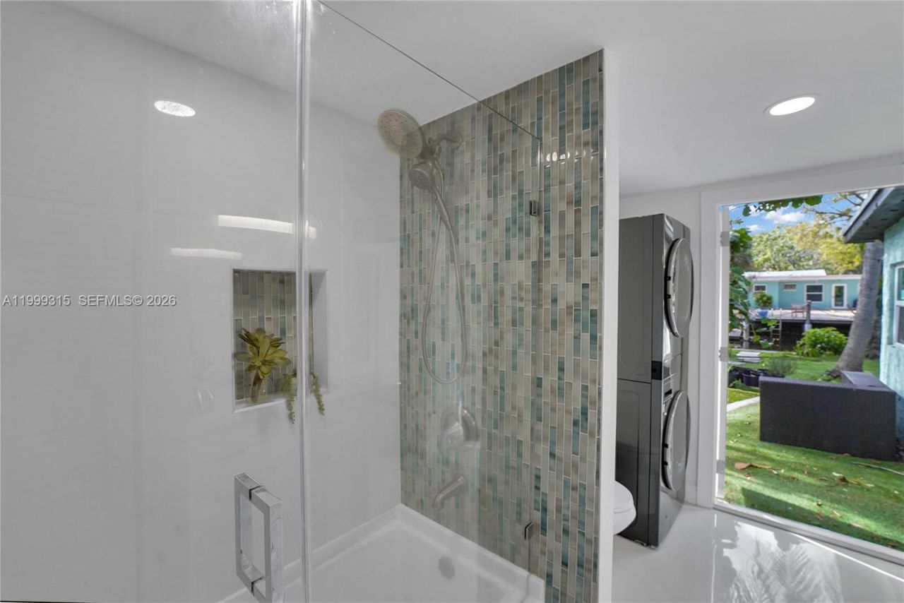 1137 SW 8th Ave, Fort Lauderdale, FL 33315 Photo