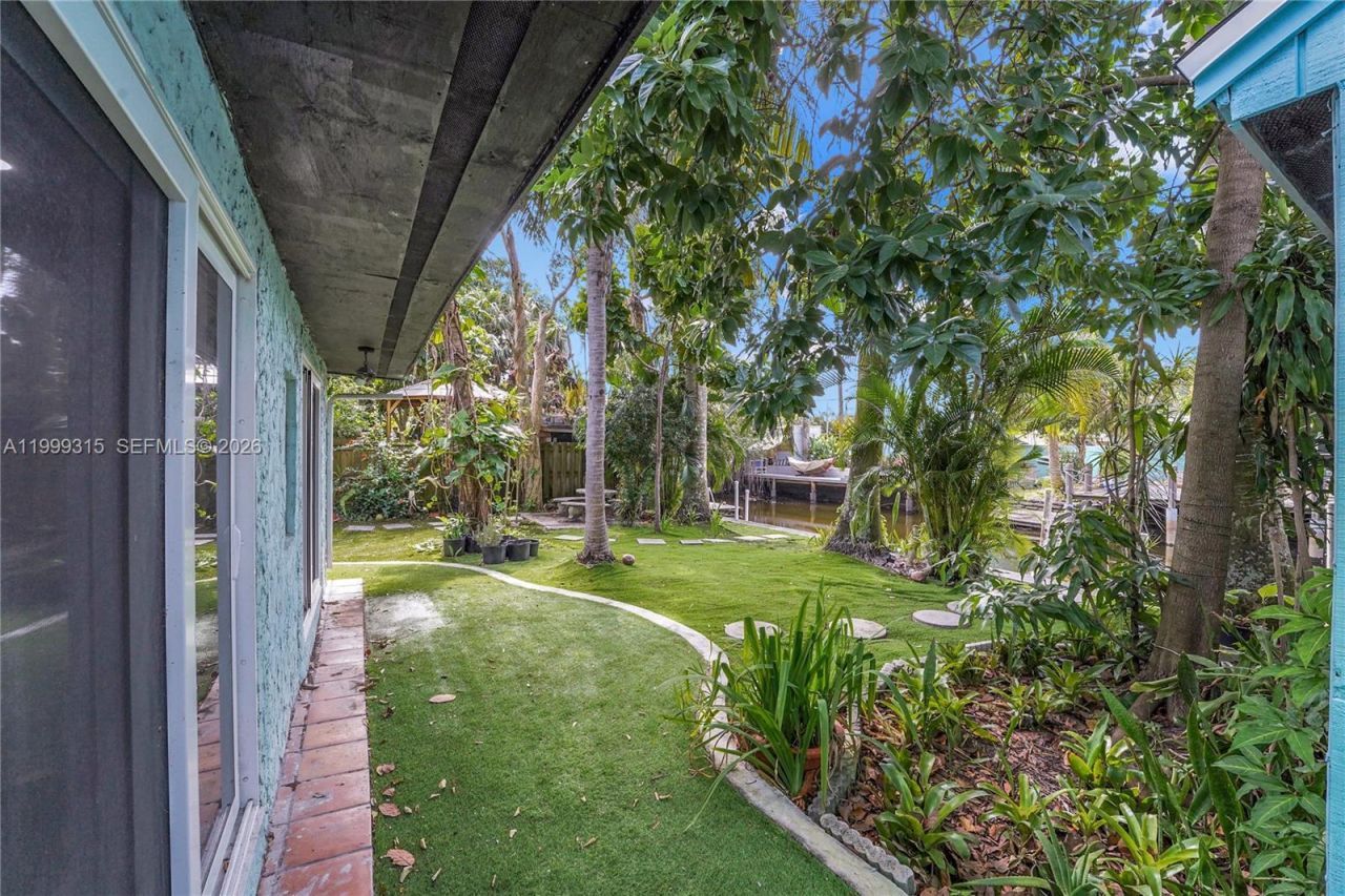 1137 SW 8th Ave, Fort Lauderdale, FL 33315 Photo