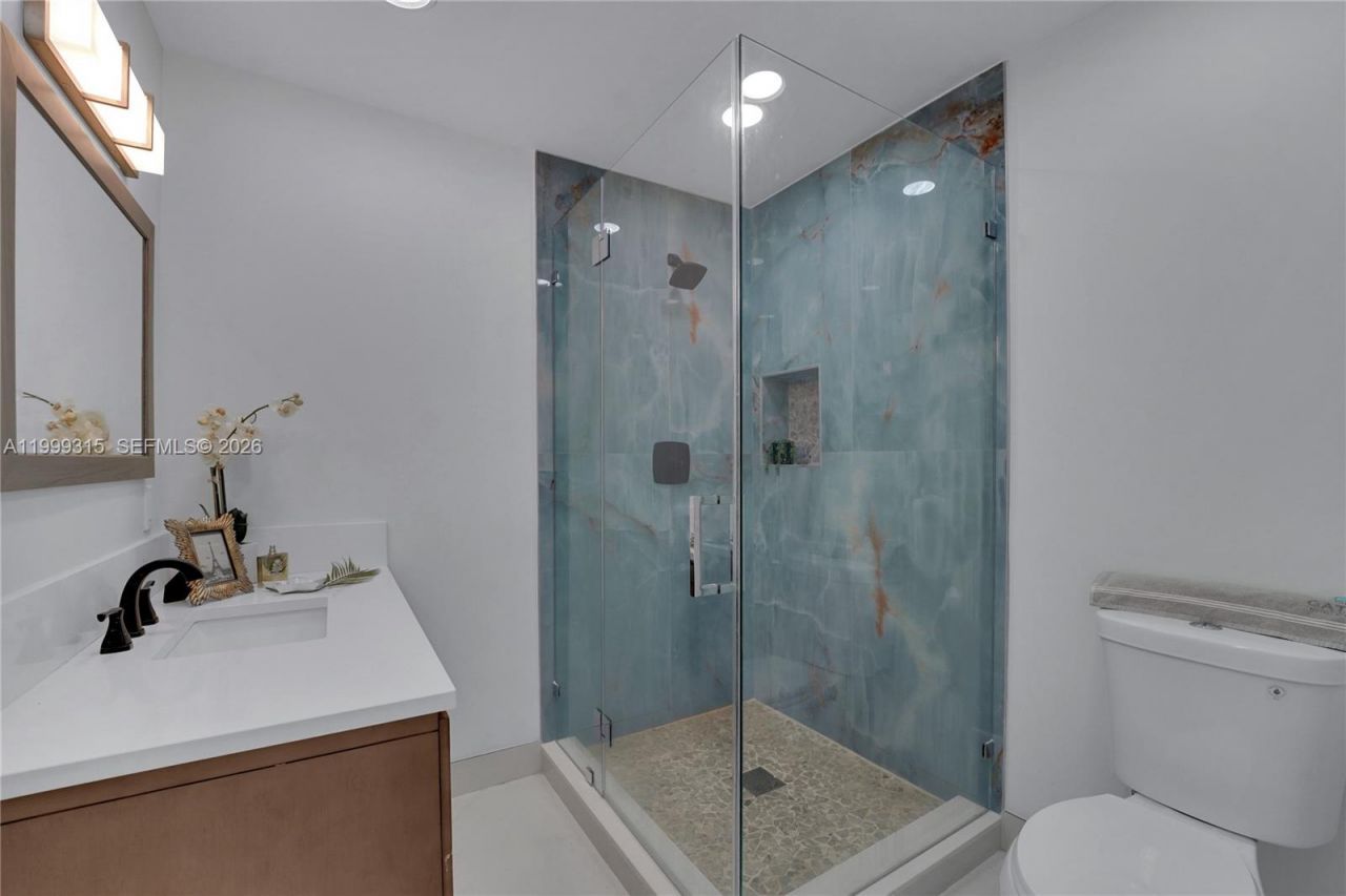 Please Call For Address, Fort Lauderdale, FL 33315 Photo
