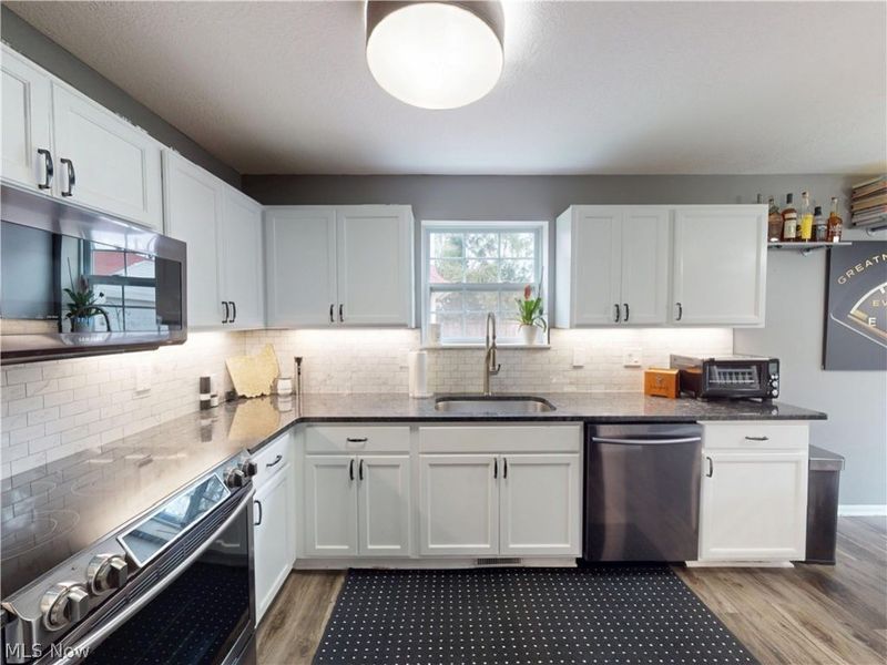 361 S Firestone Boulevard, Akron, OH 44301 Photo 10