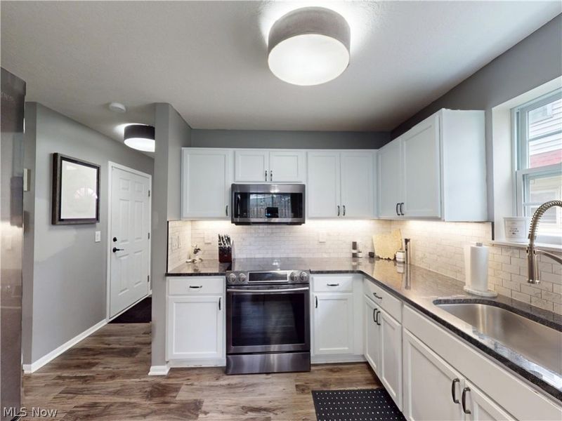 361 S Firestone Boulevard, Akron, OH 44301 Photo 11