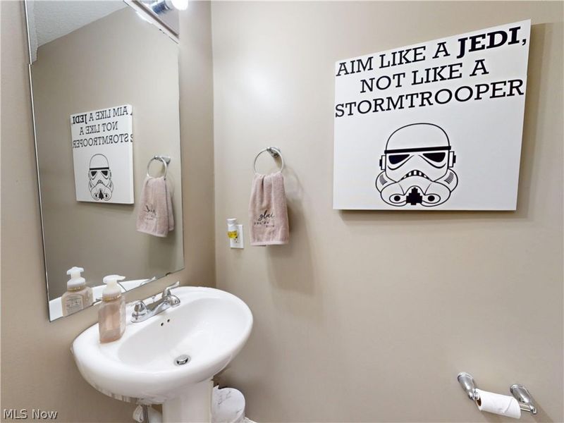 361 S Firestone Boulevard, Akron, OH 44301 Photo 18