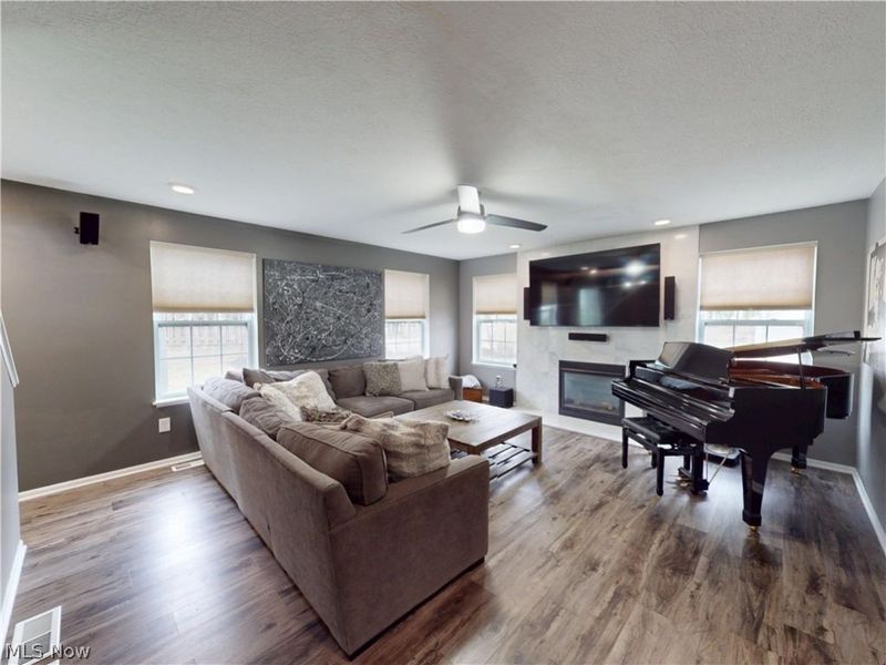 361 S Firestone Boulevard, Akron, OH 44301 Photo 5