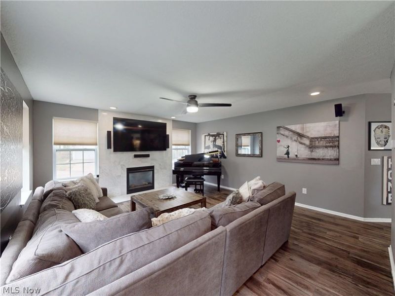 361 S Firestone Boulevard, Akron, OH 44301 Photo 8