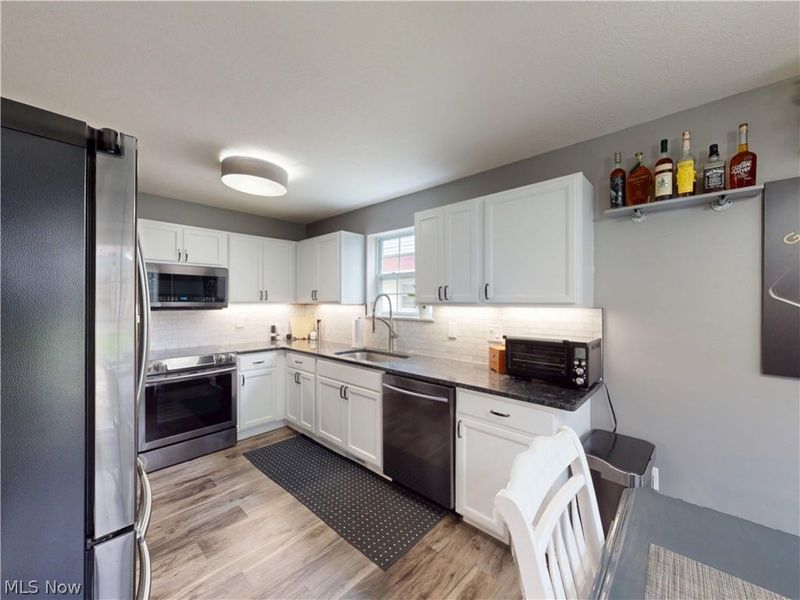 361 S Firestone Boulevard, Akron, OH 44301 Photo 9