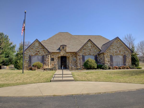 33255 Cardinal Drive, Afton, OK 74331