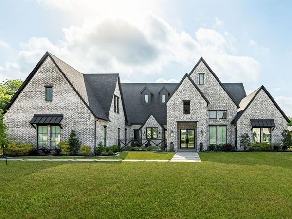 930 Harbour Oaks Court, Fairview, TX 75069