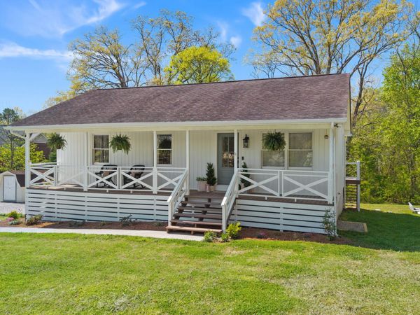 8001 Helen Drive, Powell, TN 37849