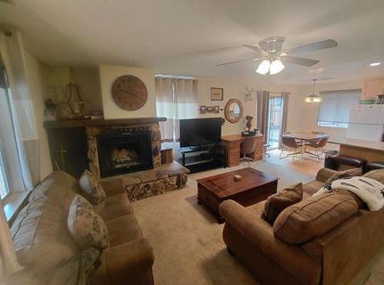 1622 Atroari Street, South Lake Tahoe, CA 96150 Photo