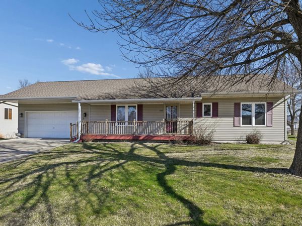 503 17th Street W, Glencoe, MN 55336