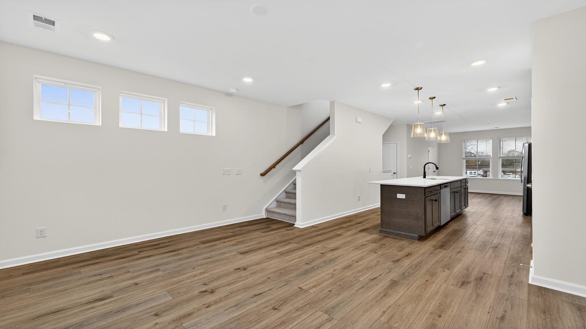 4633 Forest Hills Drive Photo 15