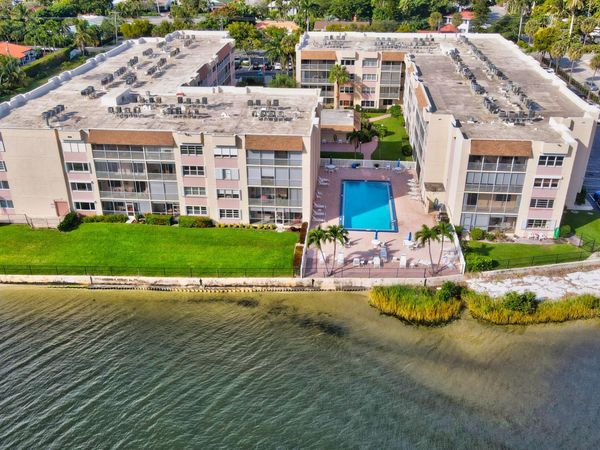 1502 S Lakeside Drive, Unit #414, Lake Worth Beach, FL 33460