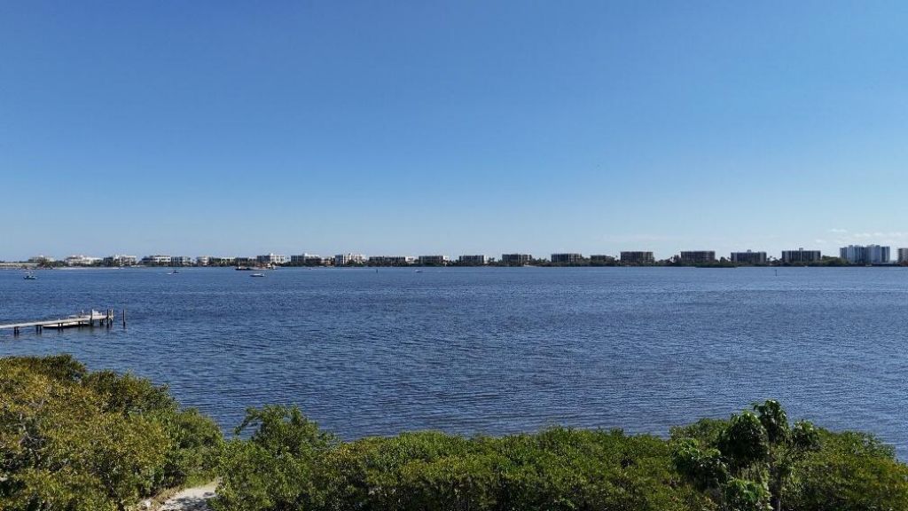 1502 S Lakeside Drive, Unit #414, Lake Worth Beach, FL 33460 Photo