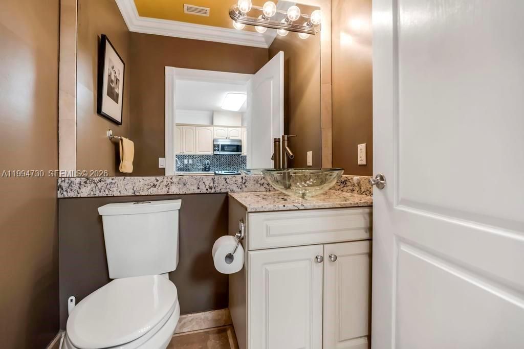 2841 Day Ave, Unit 2841, Miami, FL 33133 Photo