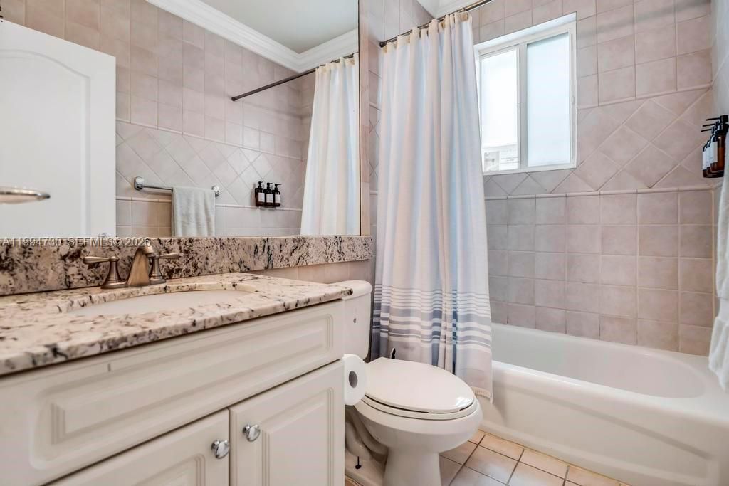 2841 Day Ave, Unit 2841, Miami, FL 33133 Photo