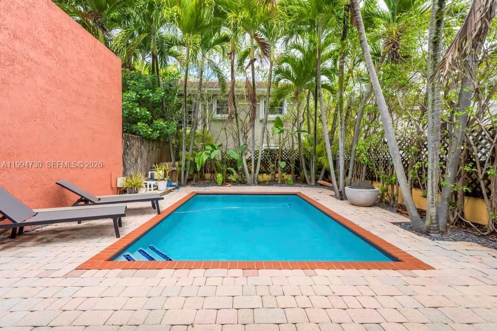 2841 Day Ave, Unit 2841, Miami, FL 33133 Photo