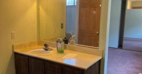 8366 Langtree Way, Sacramento, CA 95823 Photo