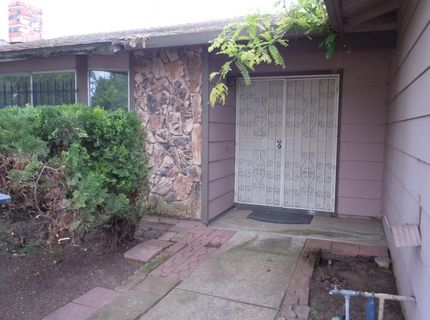 8366 Langtree Way, Sacramento, CA 95823 Photo