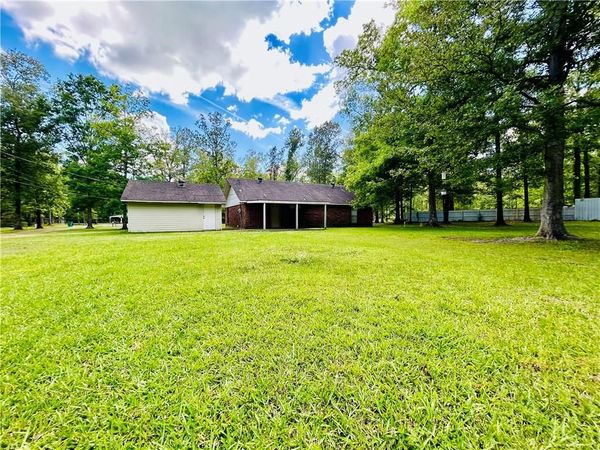 261 SHERWOOD Drive, Dry Prong, LA 71423