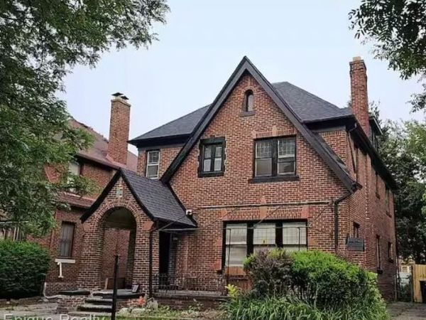 4277 Fullerton Street, Detroit, MI 48238