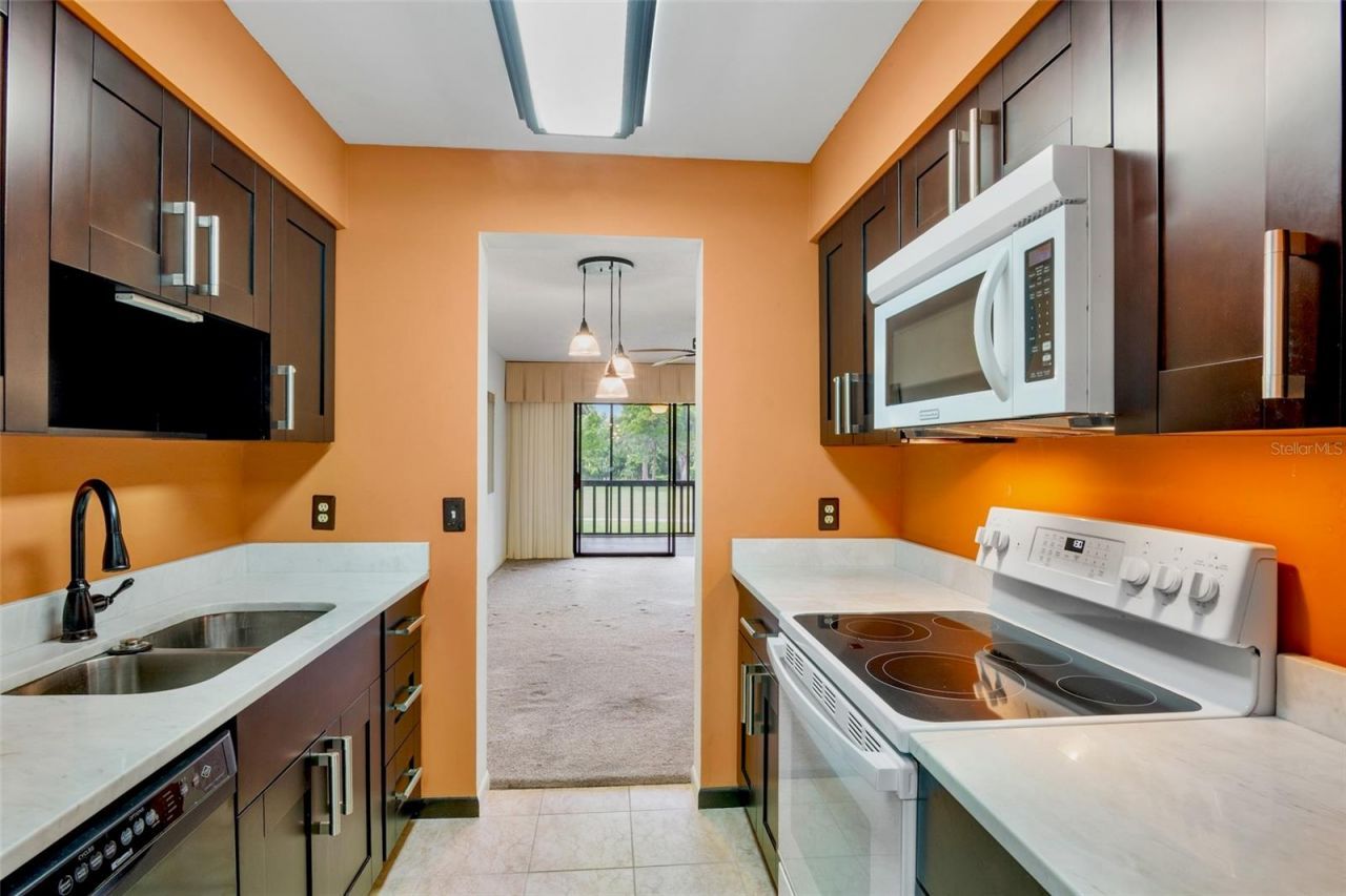 4623 Longwater Chase, Unit 112 Bldg J, Sarasota, FL 34235 Photo