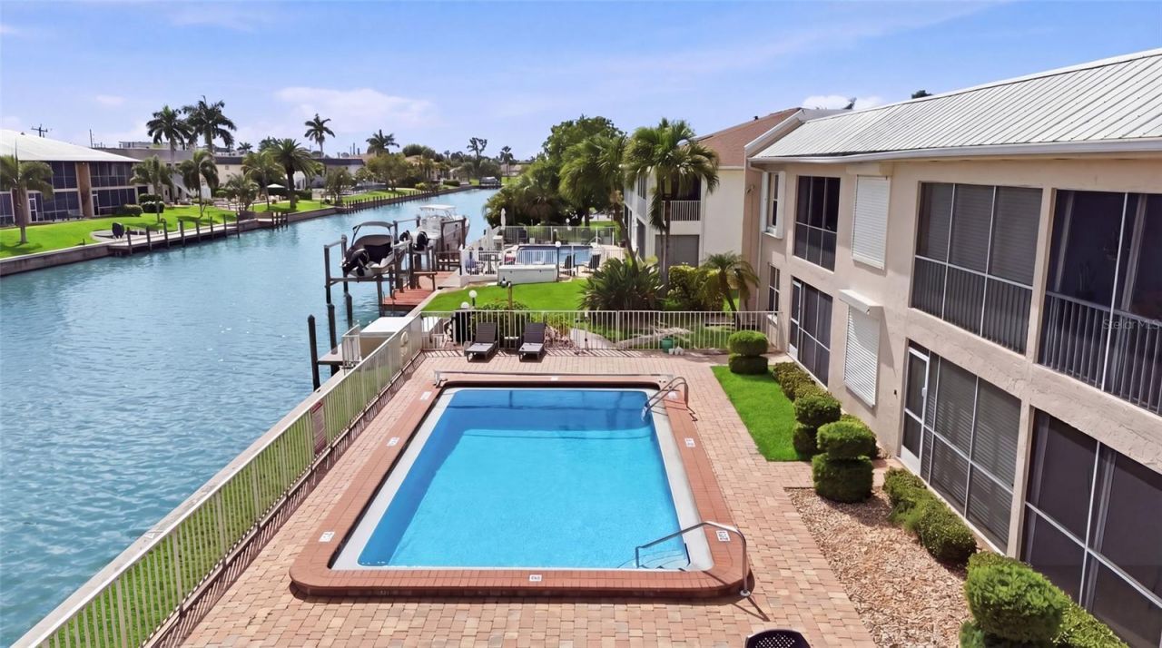 912 SE 46th Street , Unit 201, Cape Coral, FL 33904 Photo