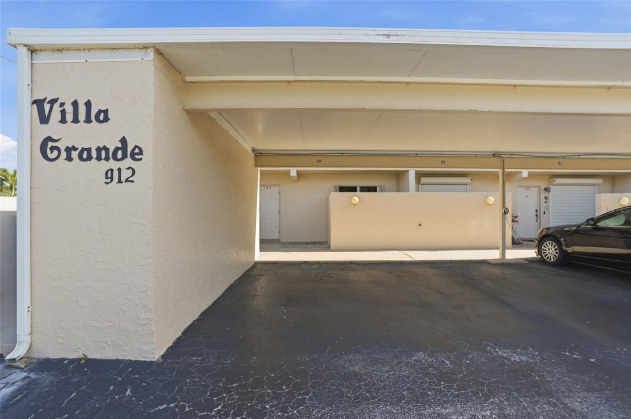 912 SE 46th Street , Unit 201, Cape Coral, FL 33904 Photo