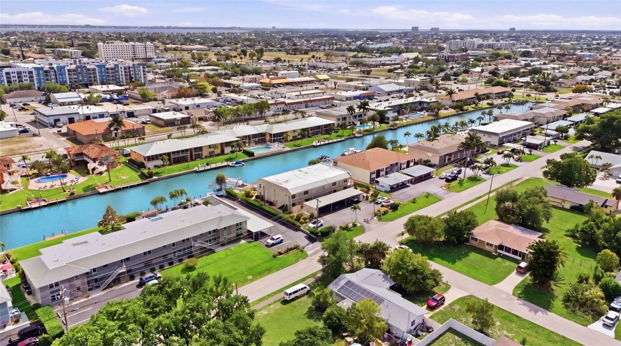 912 SE 46th Street , Unit 201, Cape Coral, FL 33904 Photo