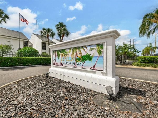 704 HAVEN PLACE , Unit 704, TARPON SPRINGS, FL 34689