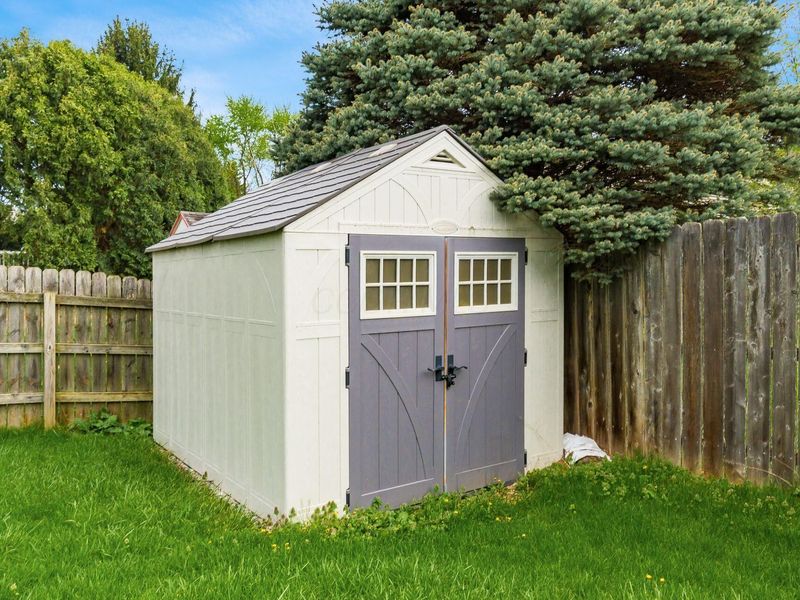 2245 Green Island Drive, Columbus, OH 43228 Photo 31