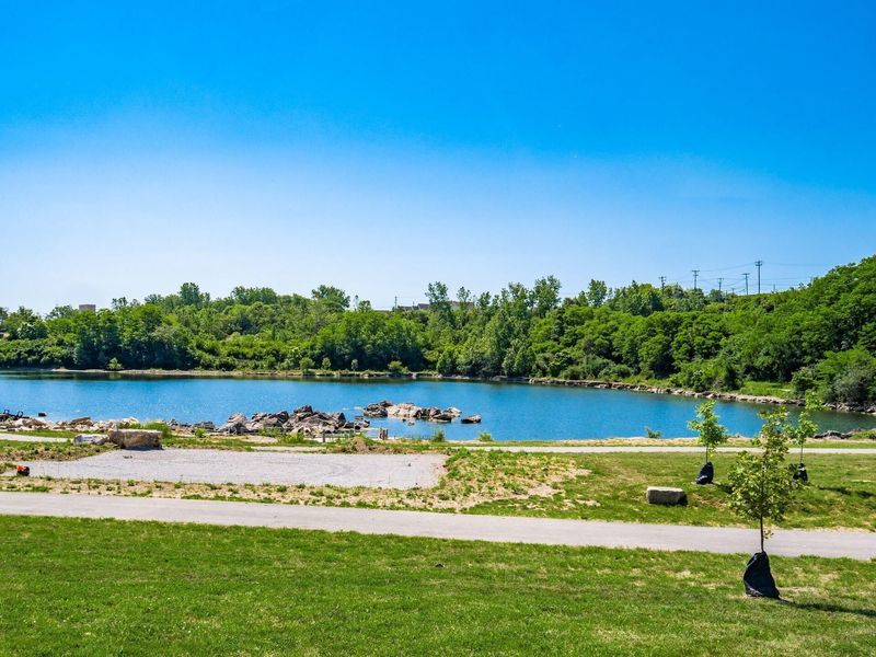 2245 Green Island Drive, Columbus, OH 43228 Photo 36