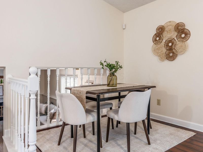 2245 Green Island Drive, Columbus, OH 43228 Photo 7