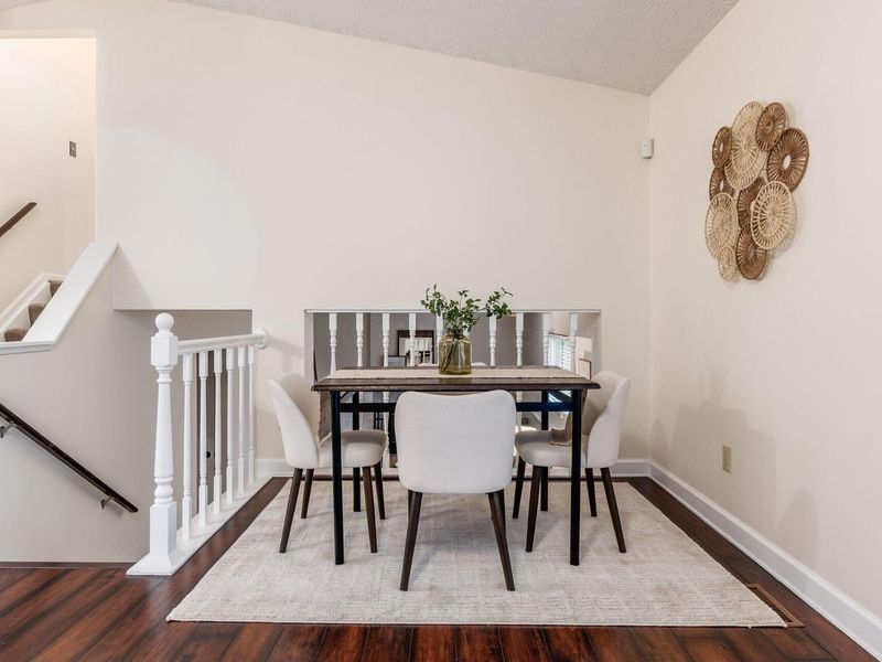 2245 Green Island Drive, Columbus, OH 43228 Photo 8